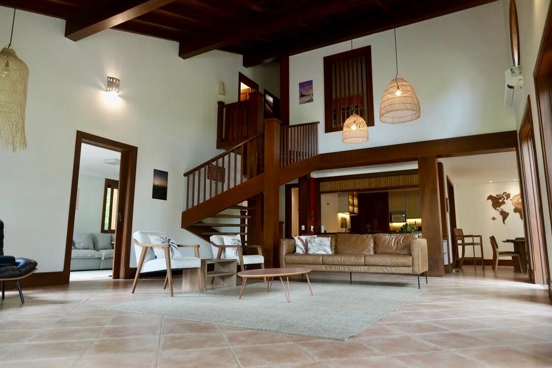 Sala com escada